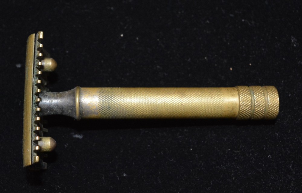 VTG Solid Brass DE Safety Razor AUSTRIA **READ**