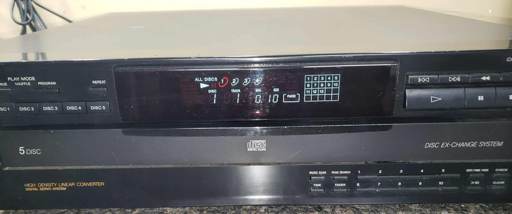 Vintage Sony CDP-C235 5 Disc CD Compact Disc Player Changer *FULLY SERVCED*