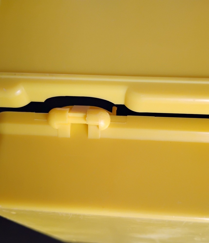 Vintage Serv-A-Lite Parts Container (READ DESCRIPTION)