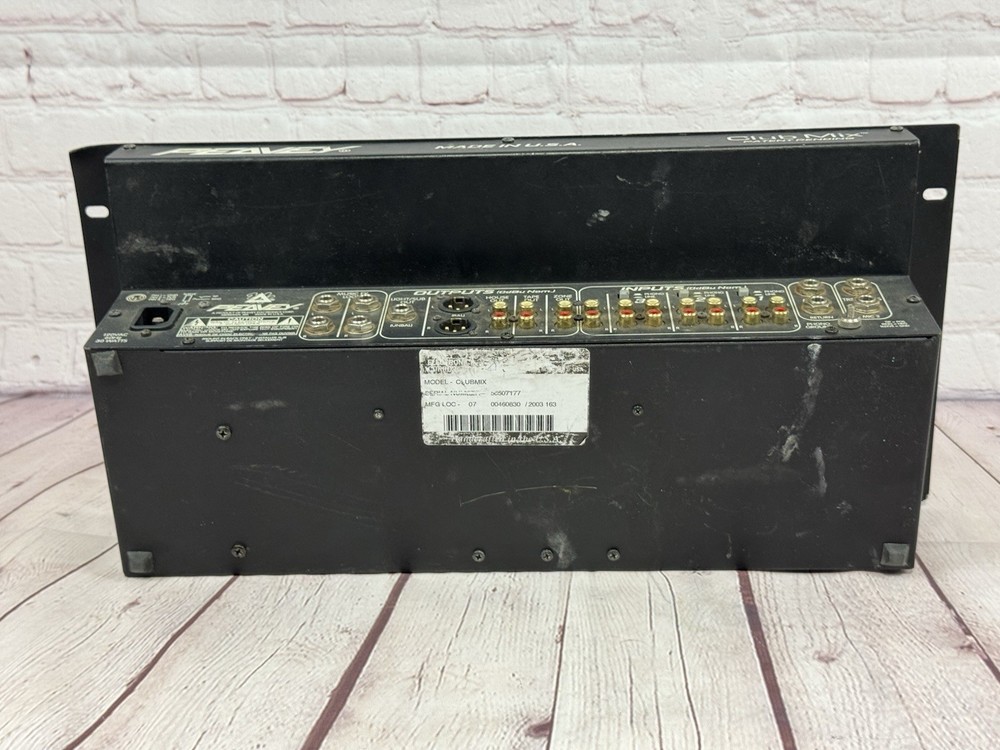 Peavey Club Mix DJ mixer