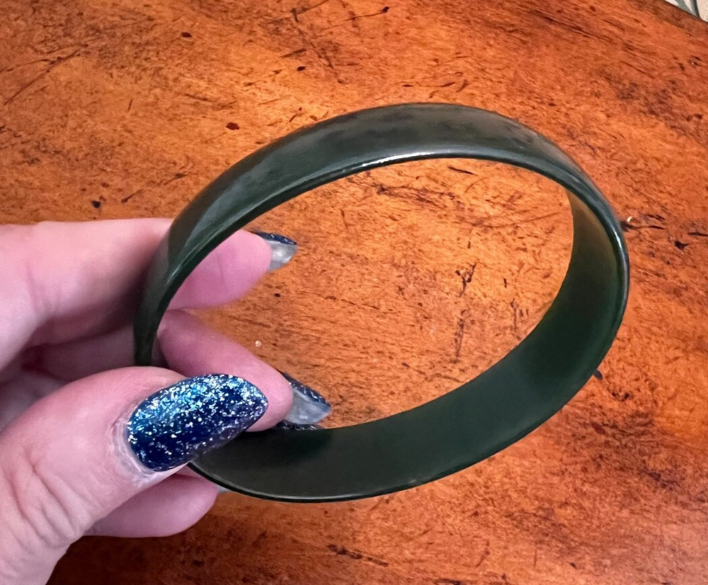 Vintage Green Oval Bangle Bracelet
