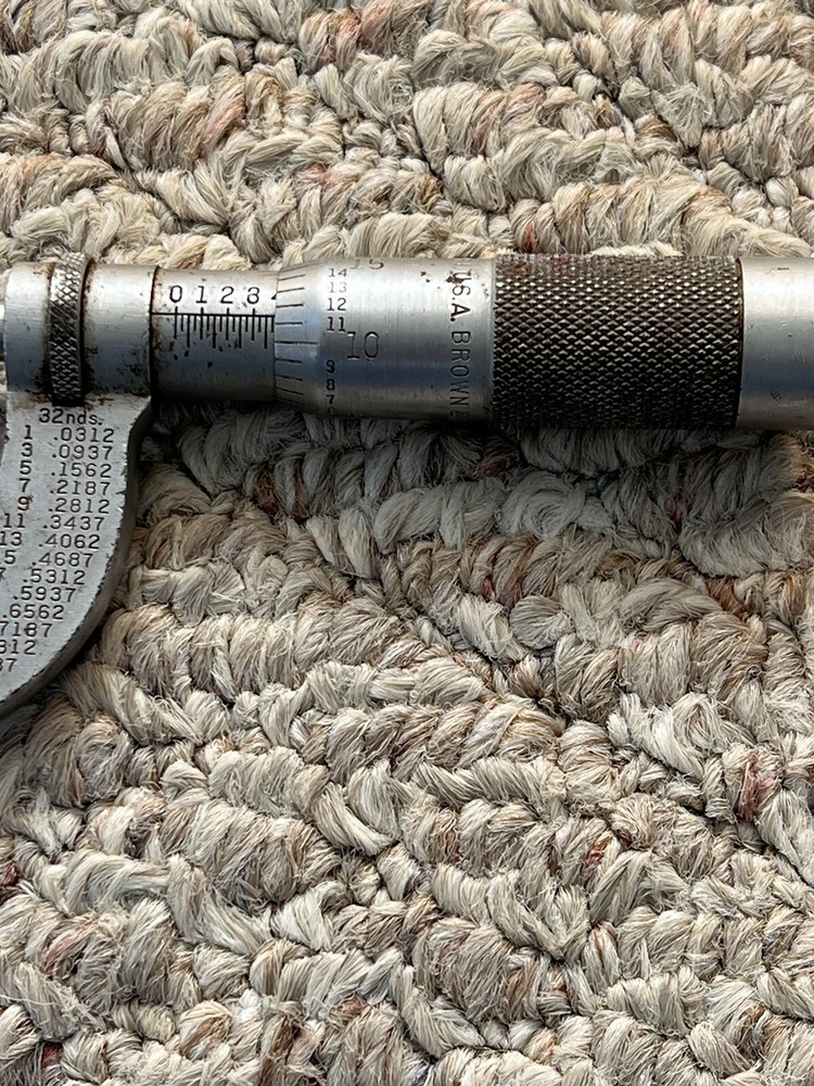 BROWN AND SHARPE 215 NO. 215 DISC MICROMETER