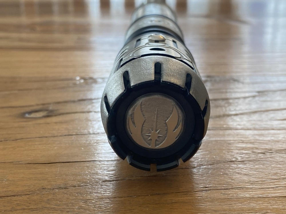 Sabertrio Vektra Custom Light Saber Installed Green Colored Ignition Button CFX