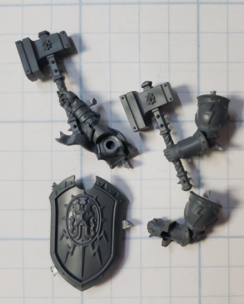 Warhammer Stormcast Eternals Bits Liberator Warhammers & Sigmarite Shield Set #B