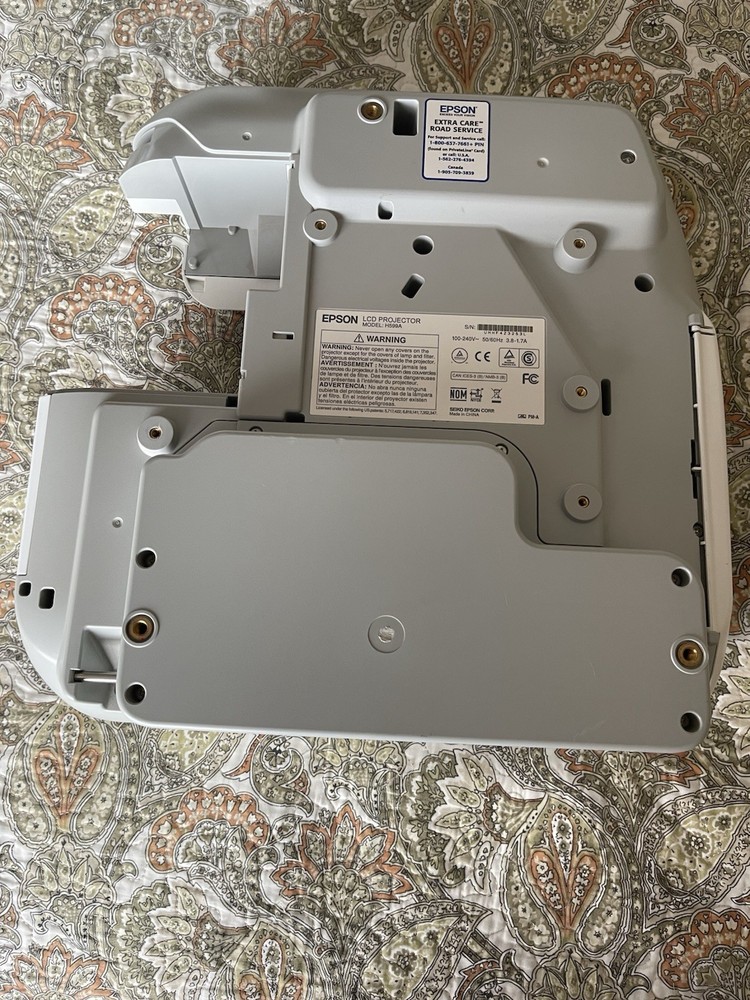 Epson BrightLink 595Wi LCD Projector 1852 Lamp Hours