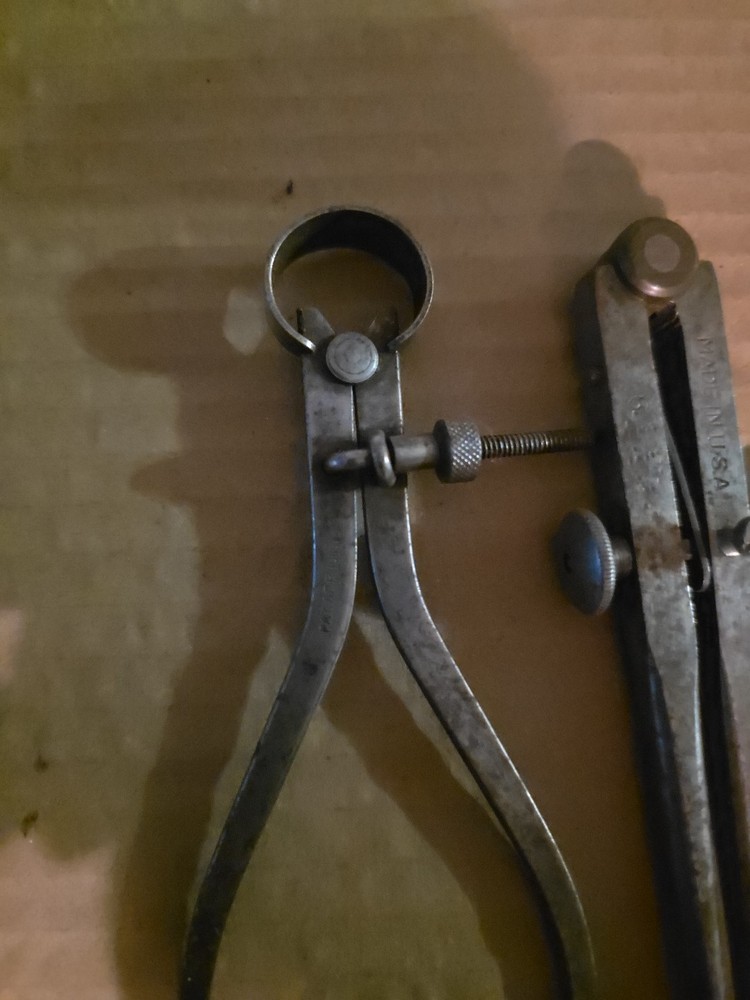 Vintage Starrett inside outside caliper set