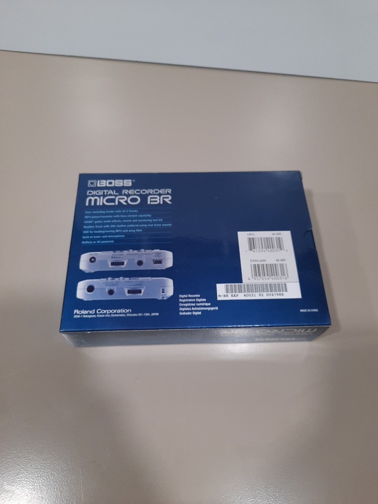 BOSS Micro BR Digital Recorder – Portable 4-Track Studio with box