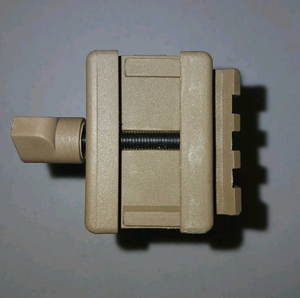 Bipod Picatinny Rail Mount Coyote