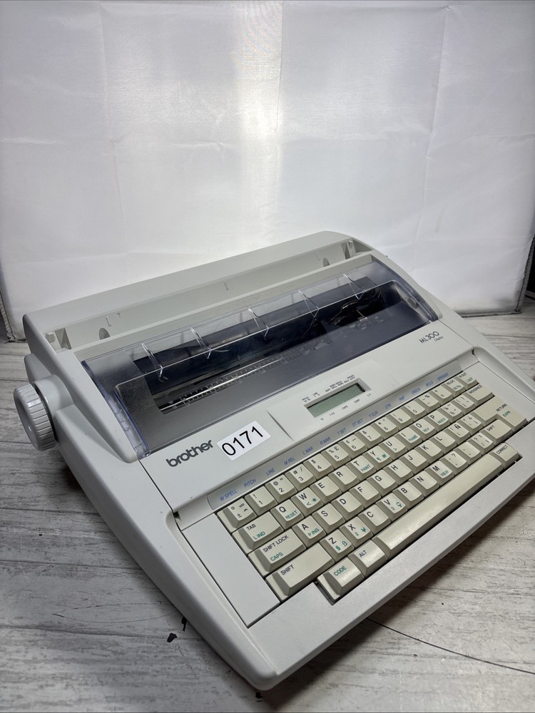 Brother ML-300 Electronic Dictionary Typewriter~Tested and Working