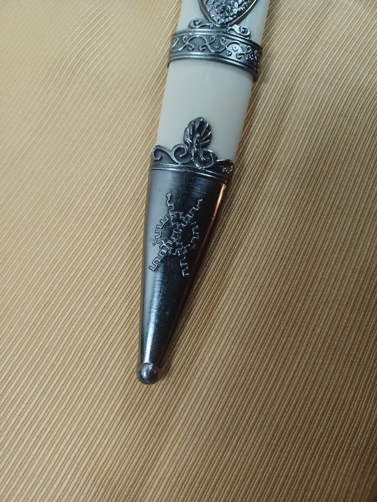 Vintage Vietnamese Dagger
