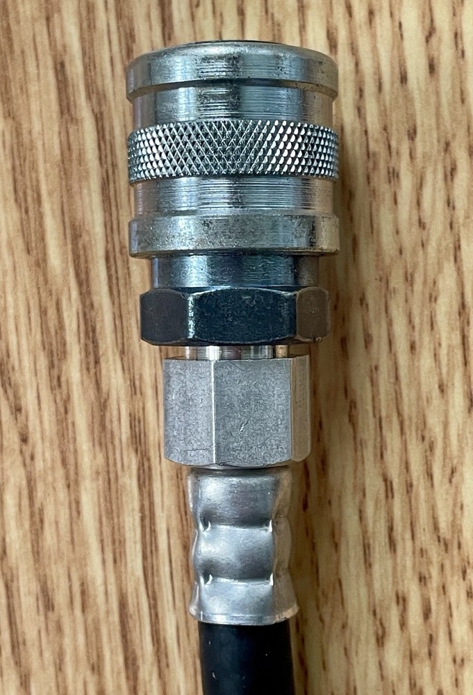 AUTOMOTIVE ENGINE CYLINDER COMPRESSION TEST KIT WITH ADAPTERS