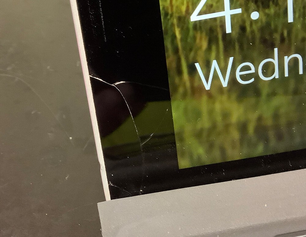 Microsoft Surface Does Not Stay Powered On 128GB