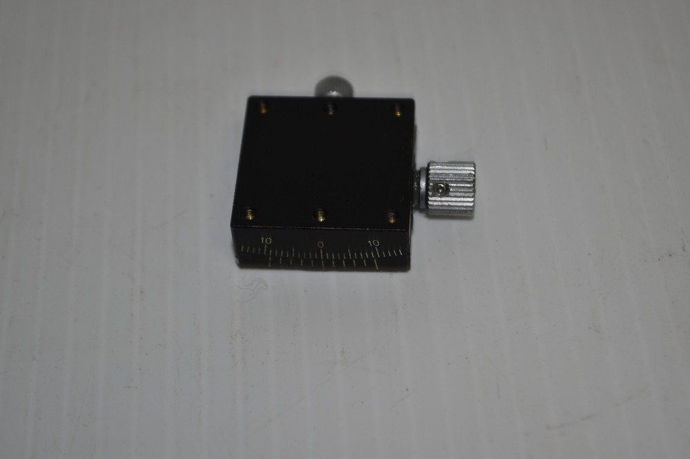 *JM* OPTOSIGMA OPTICAL STAGE 1" X 1" (MPR115)