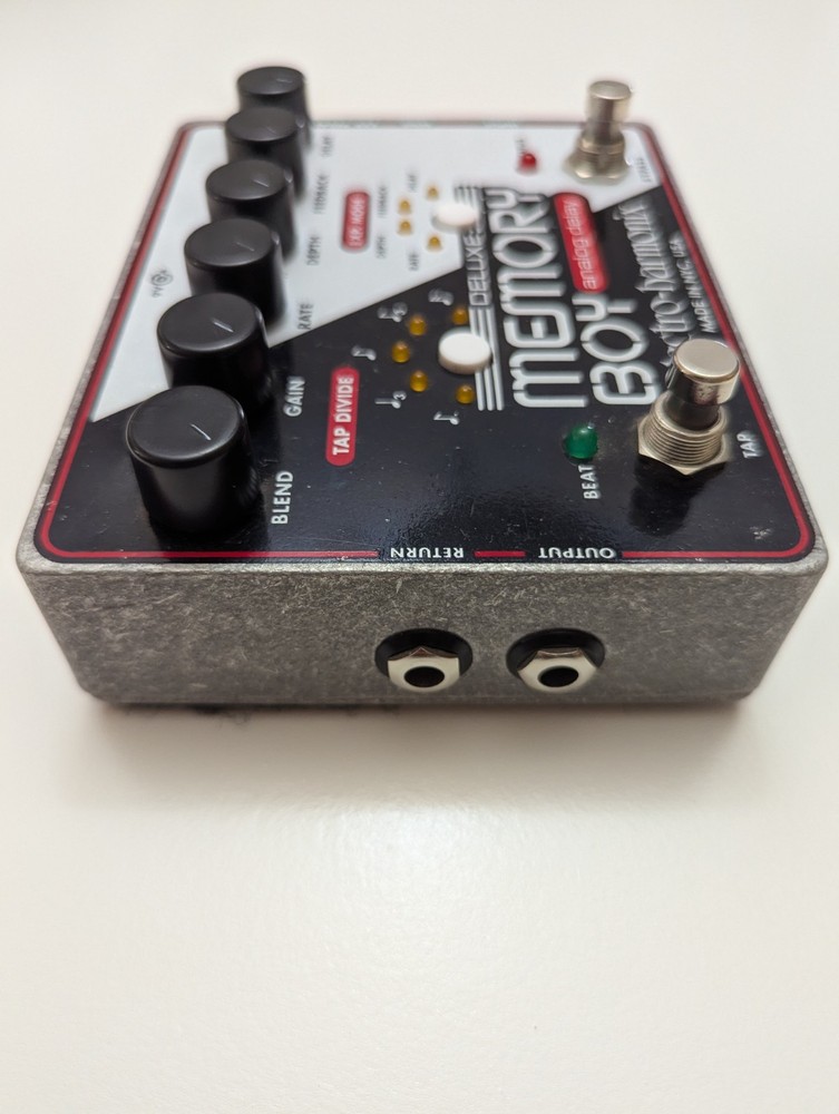 Electro-Harmonix Deluxe Memory Boy Effects Pedal DMBOY TESTED