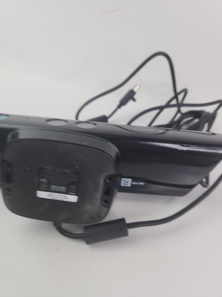 XBox 360 Kinect Sensor Model 1414 + Kinect Adventures Microsoft