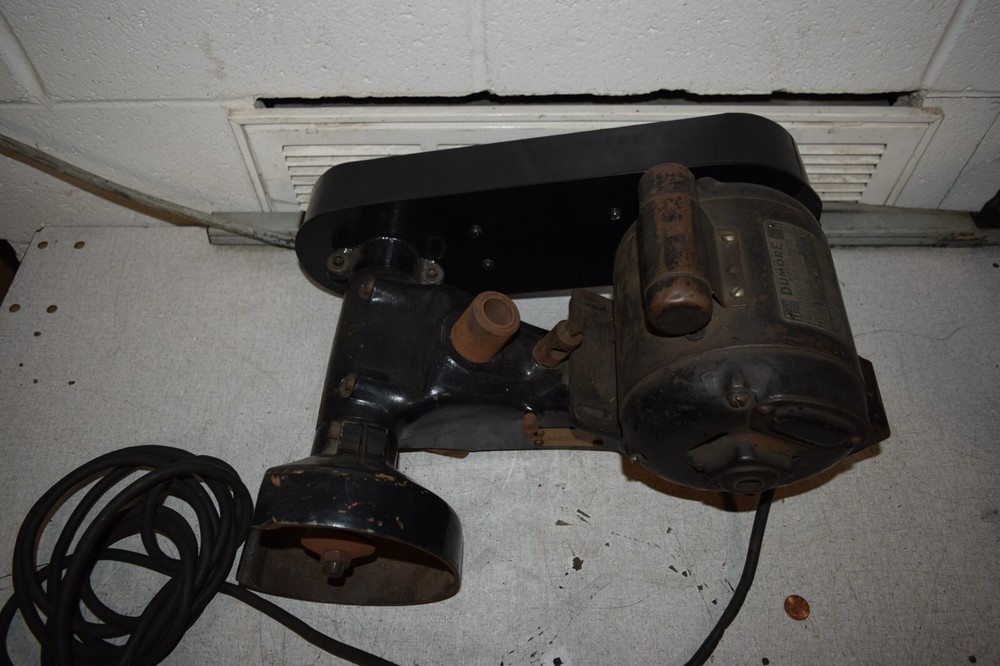 Dumore 77 Mogul Tool Post Grinder 1/2 hp