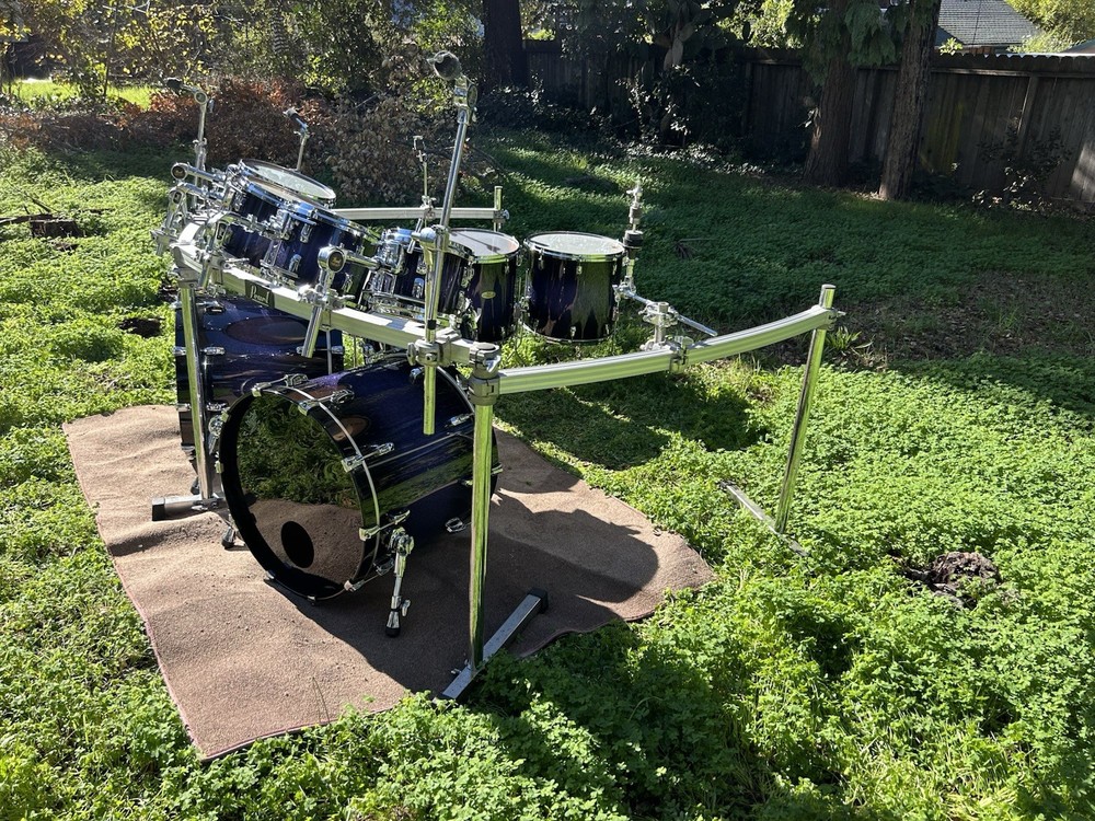 Pearl Reference Drum Set