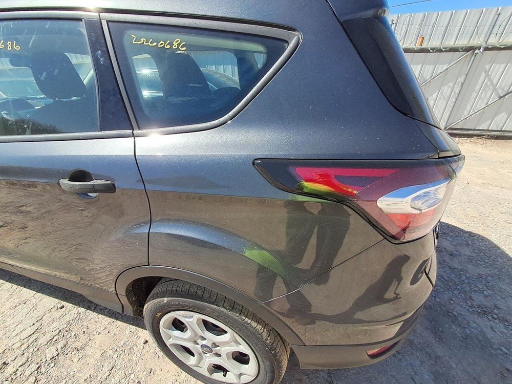 Fuse Box Engine Fits 18 ESCAPE 2745291