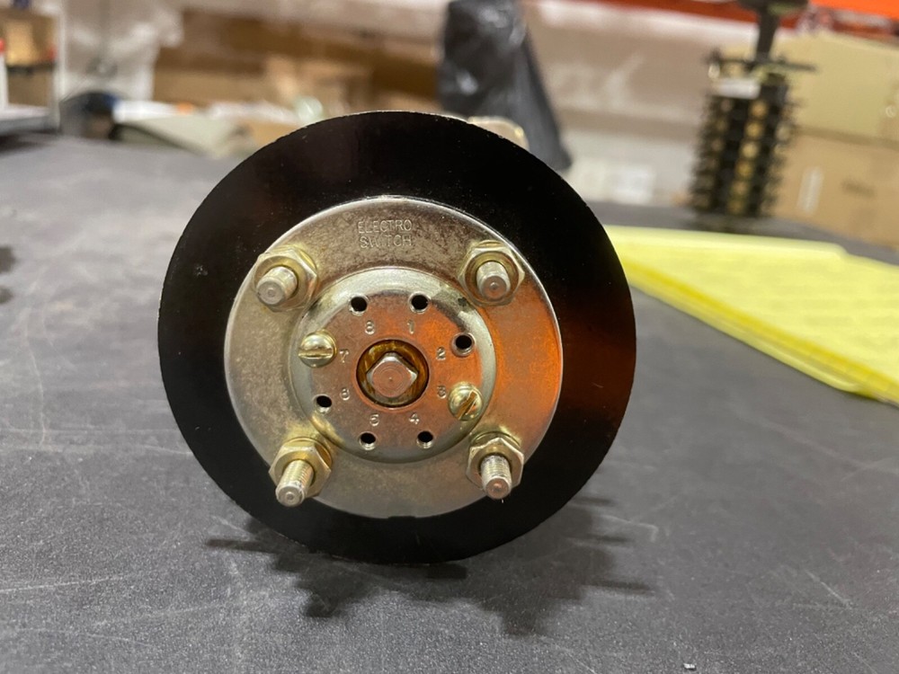 Electroswitch Series 24 Sync Control Rotary Switch 24306B Used