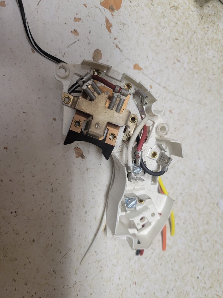 D-7425B start switch, Used, Recovered from Warranty motors.