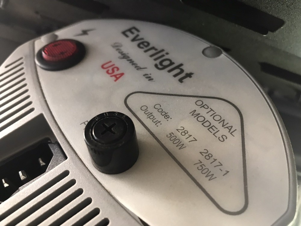 2 JTL Everlight 2817 Studio Lights BOX ONLY USA