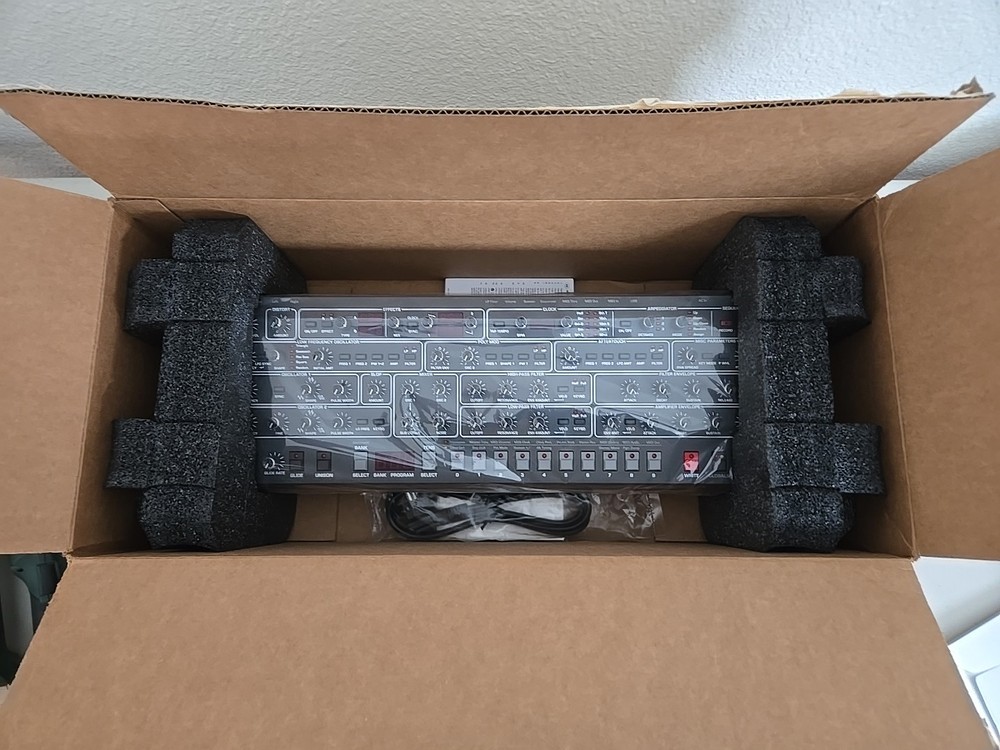 Prophet-6 Module Desktop (Sequential Dave Smith Instruments) DSI-386R