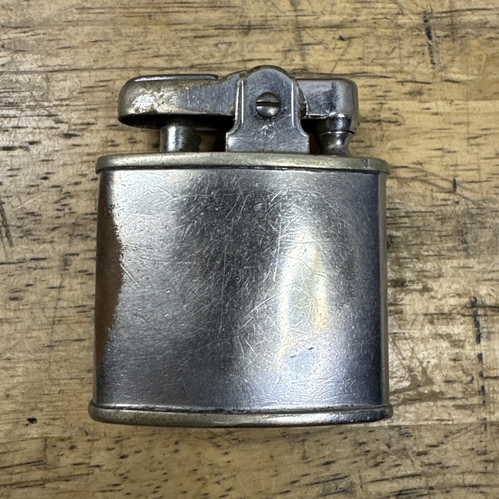 Vintage Ronson De Light Art Deco Petrol Lighter