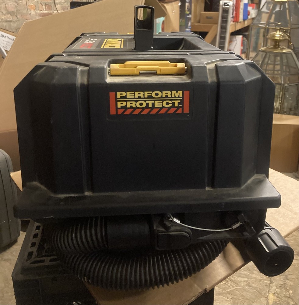 DEWALT FLEXVOLT 60V Max Dust Extractor DCV585B Used NICE
