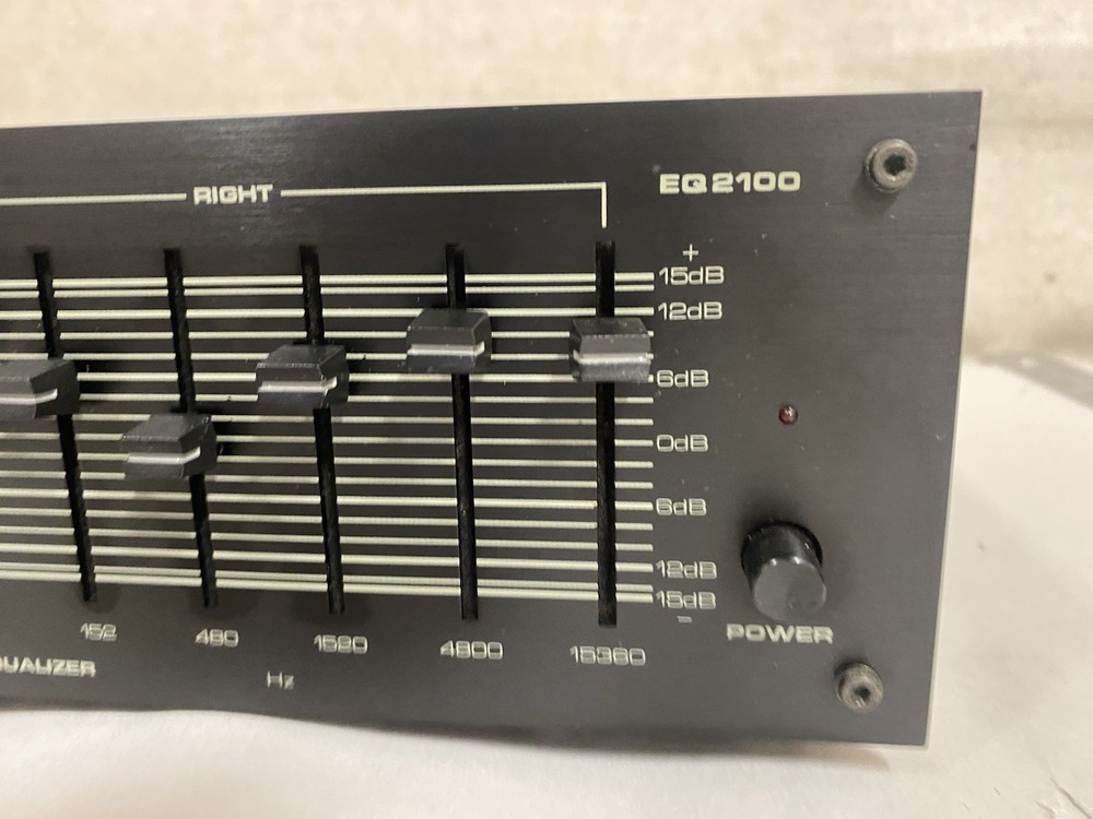 Vintage Numark EQ2100 6-Band Stereo Frequency Equalizer Works