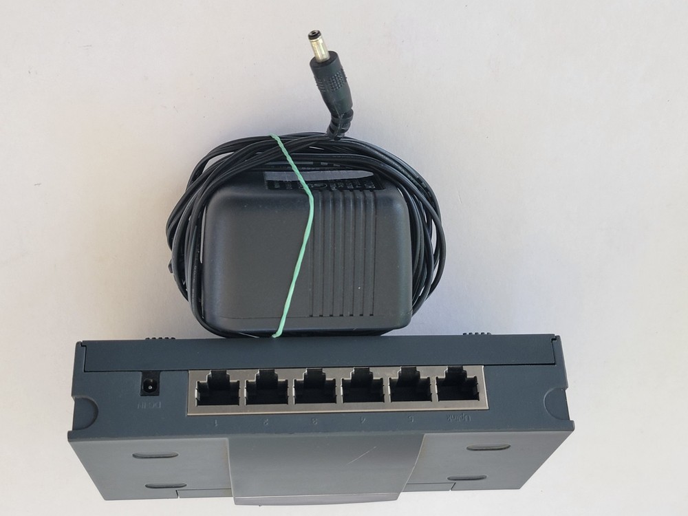 Linksys EtherFast NH105 5-Port Ethernet Network Hub w/ Power Adapter