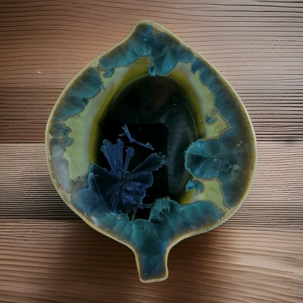 Crystal Glazed Leaf Dish
