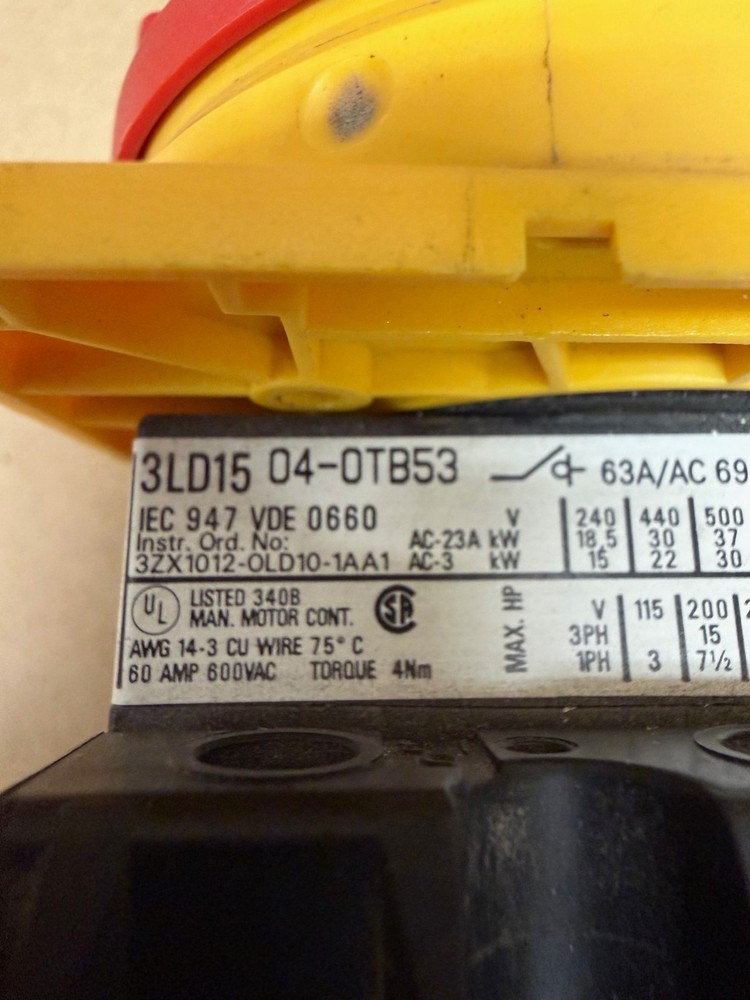 Siemens 3LD15 04-0TB53 Industrial Main Switch