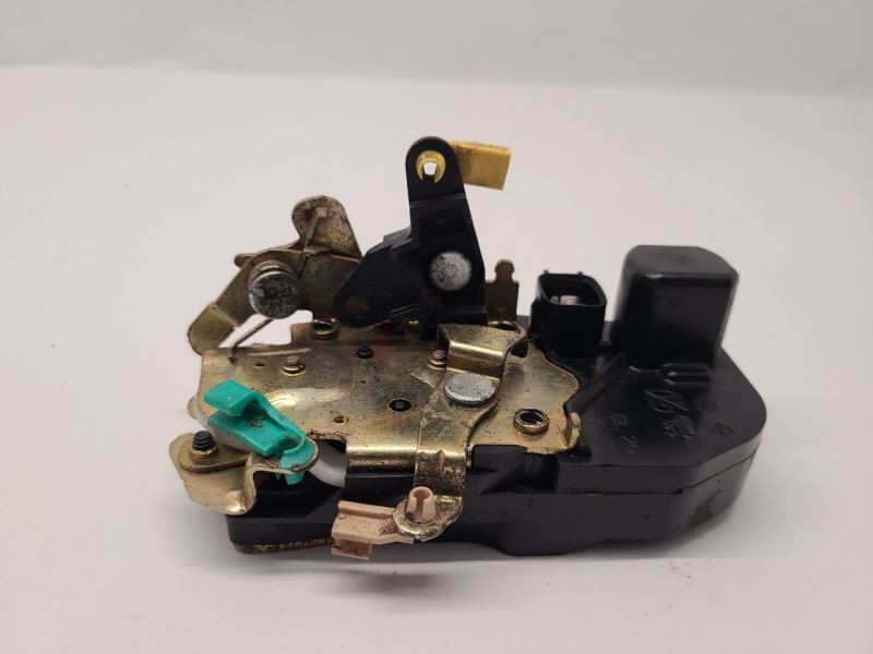 2005 05 DODGE DURANGO LEFT LH FRONT DRIVER DOOR LOCK ACTUATOR