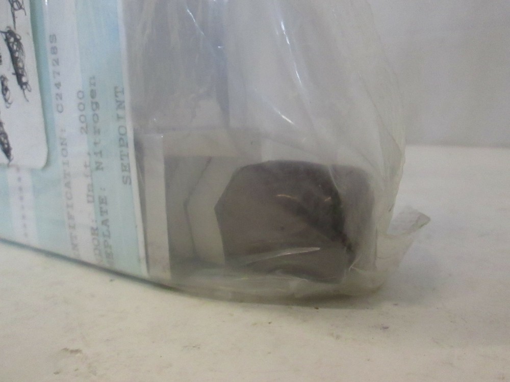 Unit UFC-2000, Mass Flow Controller MFC, N2, 30 SLPM, Rfrb