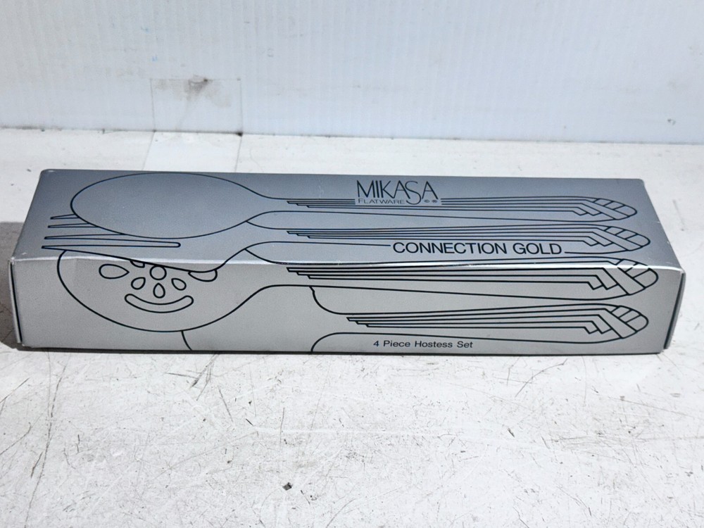 Mikasa Gerald Patrick Connection Gold 4pc Hostess Set G3355/592
