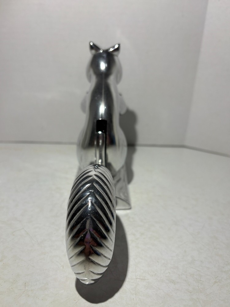 Norpro "Davy Crackit" Squirrel Nutcracker Open Box Never Used