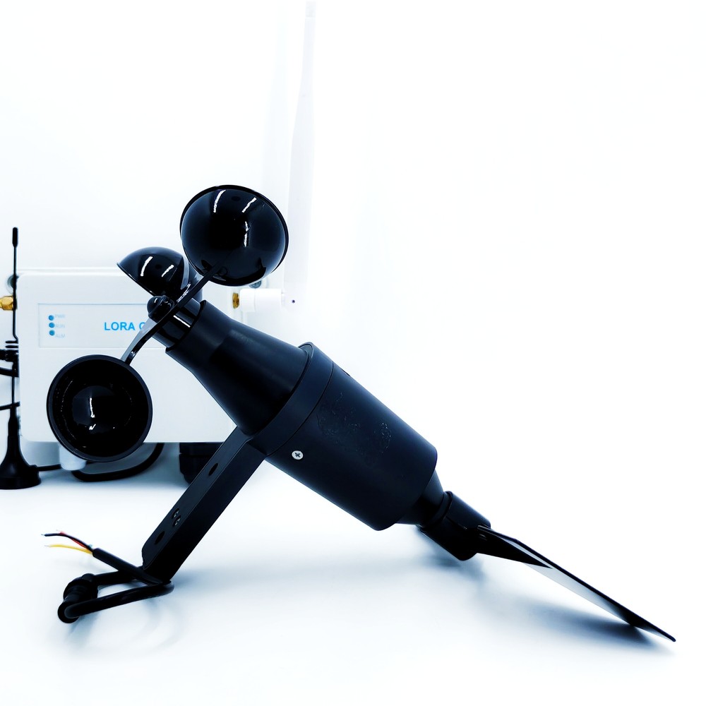 Three Wind Cup Structure Wind Speed and Direction Sensor for Meteorological