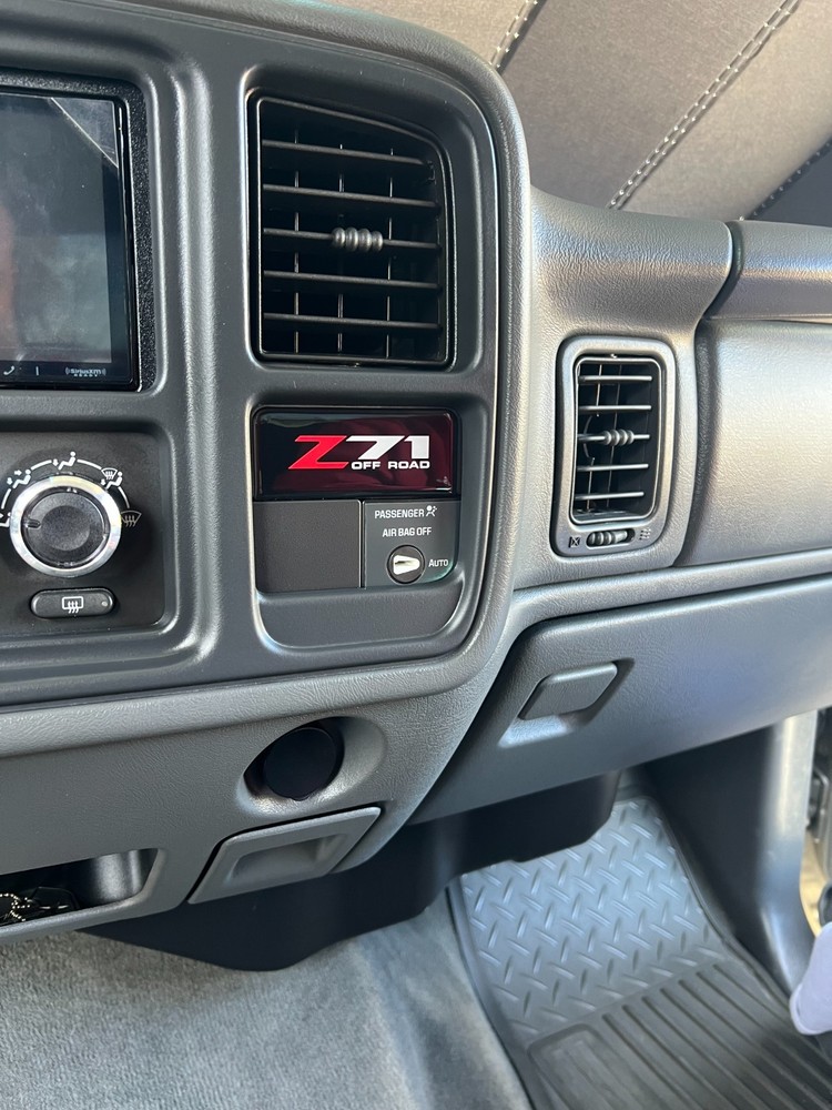 Silverado Dash emblem- Z71