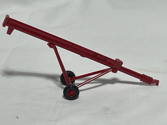 Ertl International Red Auger, 1/64