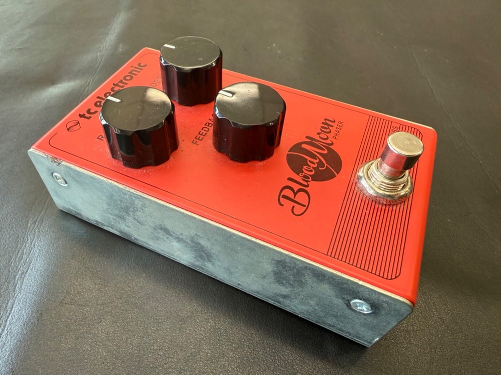 TC Electronic Blood Moon Phaser Effect Pedal- Pre owned