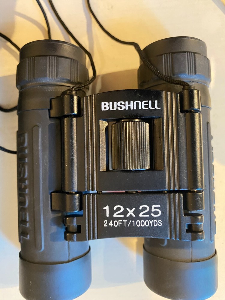 Bushnell Binoculars 12x25 240FT / 1000 YDS with Case