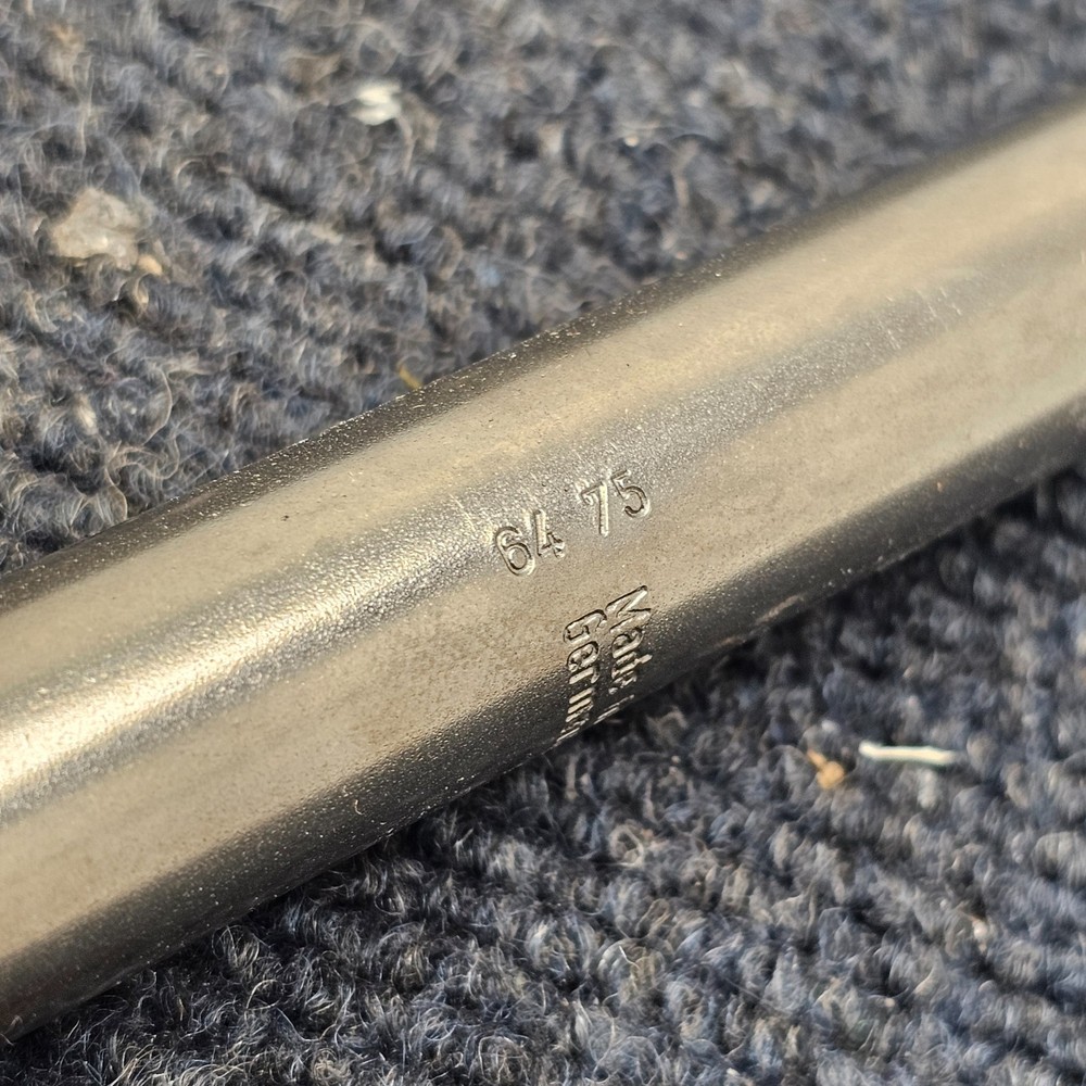 6475 SDS Max Chisel Bit 17-inch Overall Length