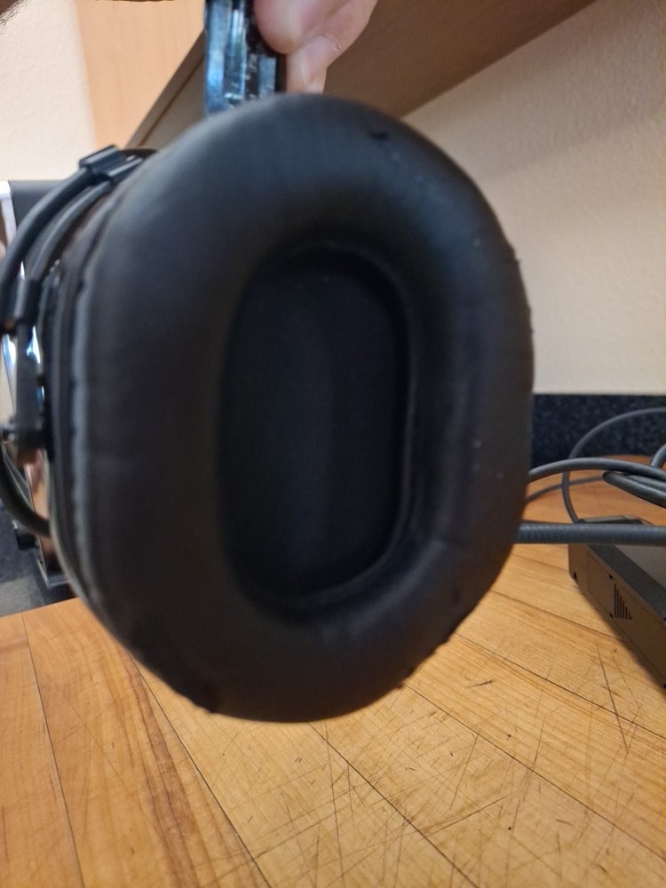 Solitude Carbon AVX Airplane Headset with Microphone