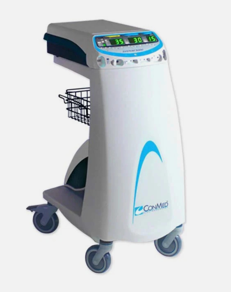 Conmed System 5000 Electrosugical system with rolling cart