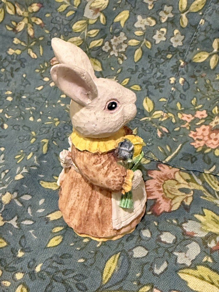 Pair Of 2 Spring Easter Animal Bunny Hare Rabbit Figurines Figures Decor Easter