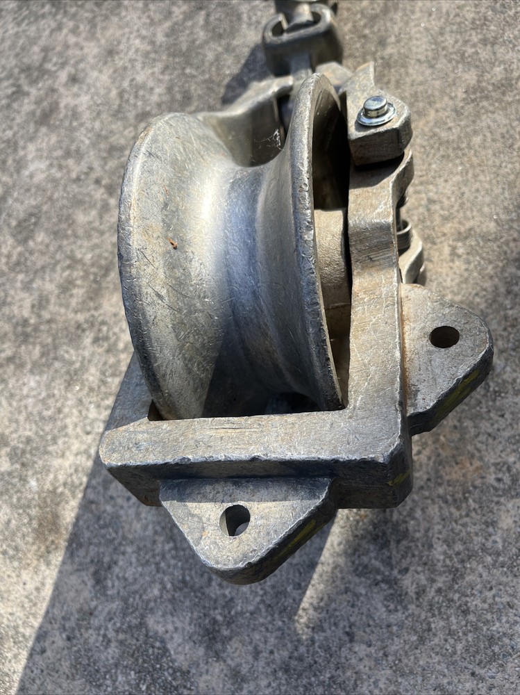 Sherman + Reilly XS-100-B Universal Stringing Block#4