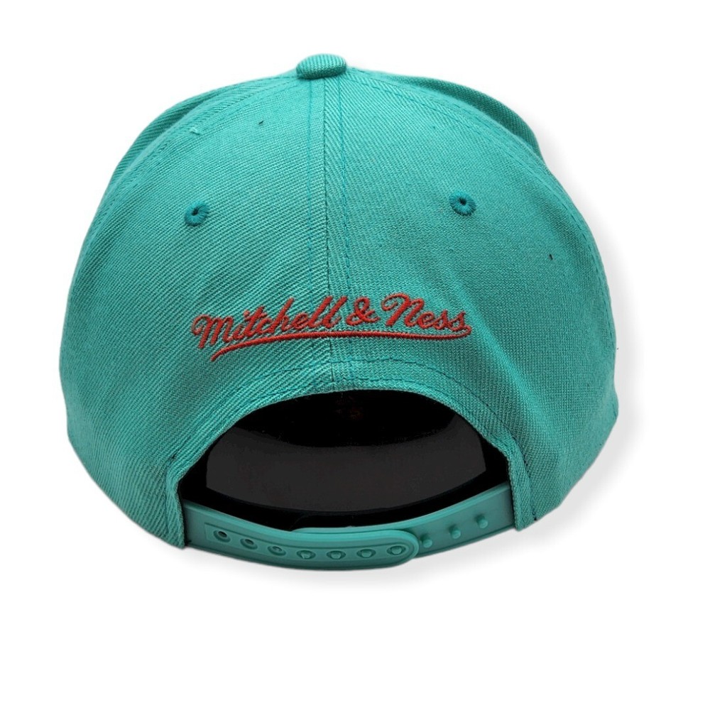 Mitchell & Ness Memphis Grizzlies Core Basic HWC Teal Adjustable Snapback Hat