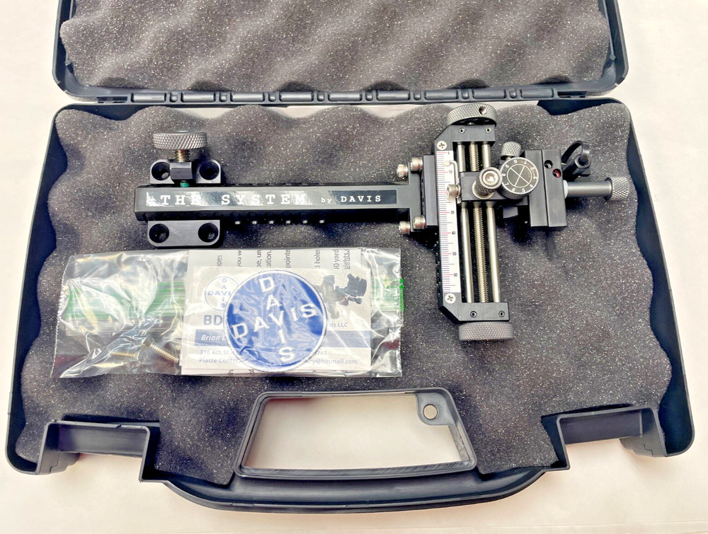 4" DAVIS TARGET SIGHT-BLACK/GREY KNOBS-5/16" Hex Davis Mount