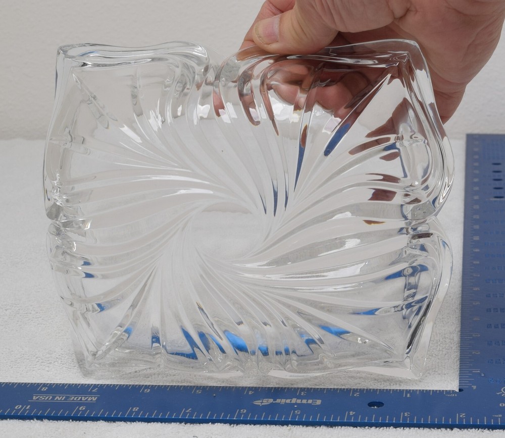 Spring Flair Small Rectangular Bowl Dish by Mikasa, Scalloped Cut 8"