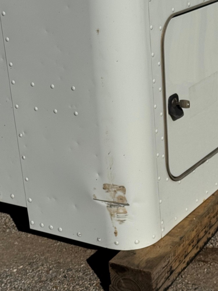 Peterbilt Sleeper 36" Flat top